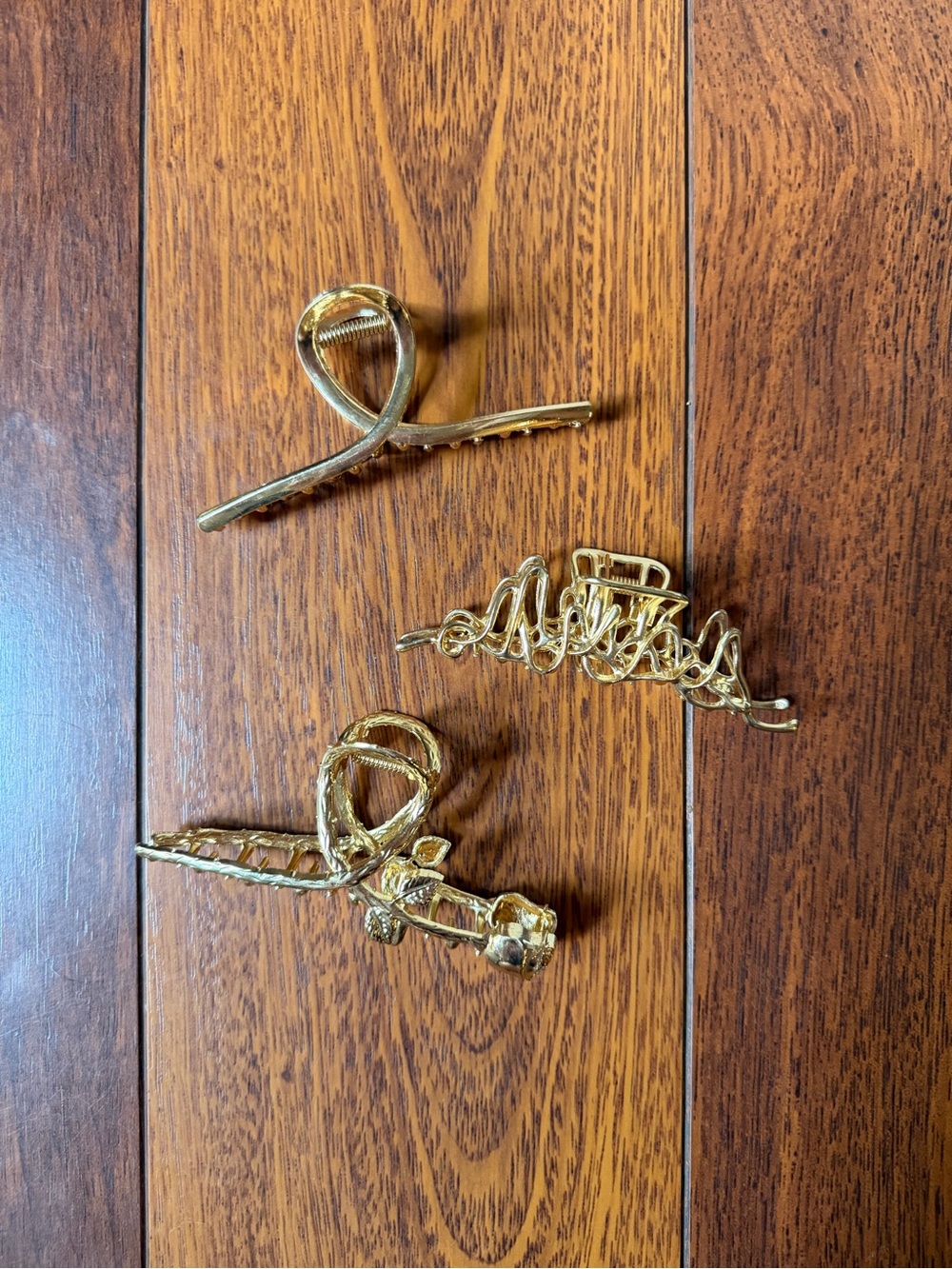 Amazon Gold-Tone Decorative Hair Clips Set for Women